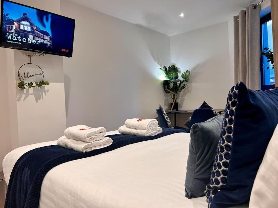 Luxury Studio In City Centre เซาธ์แธมป์ตัน ภายนอก รูปภาพ